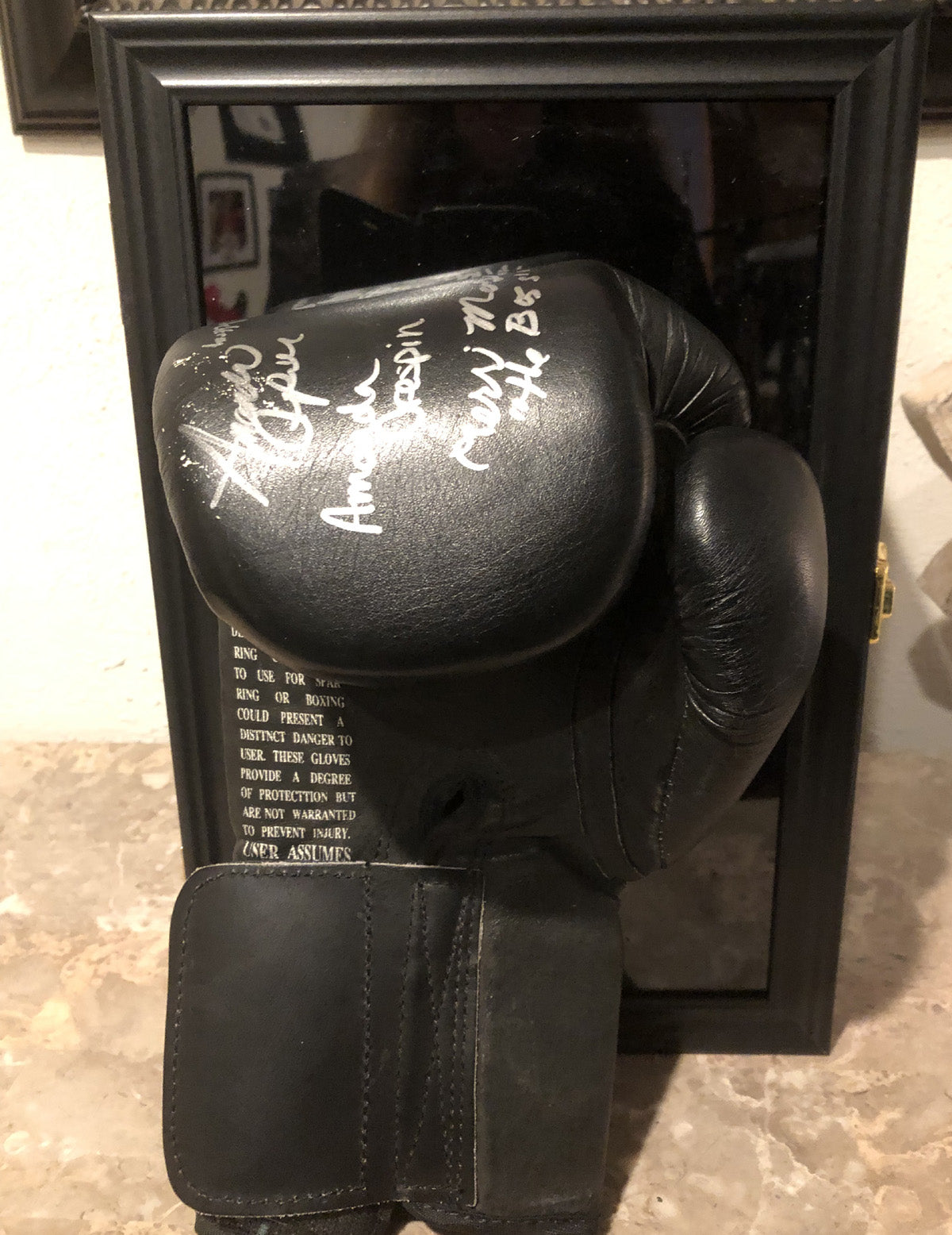 Autographed Glove - Holly Holm - Belinda Laracuente - Melissa Hernandez and more