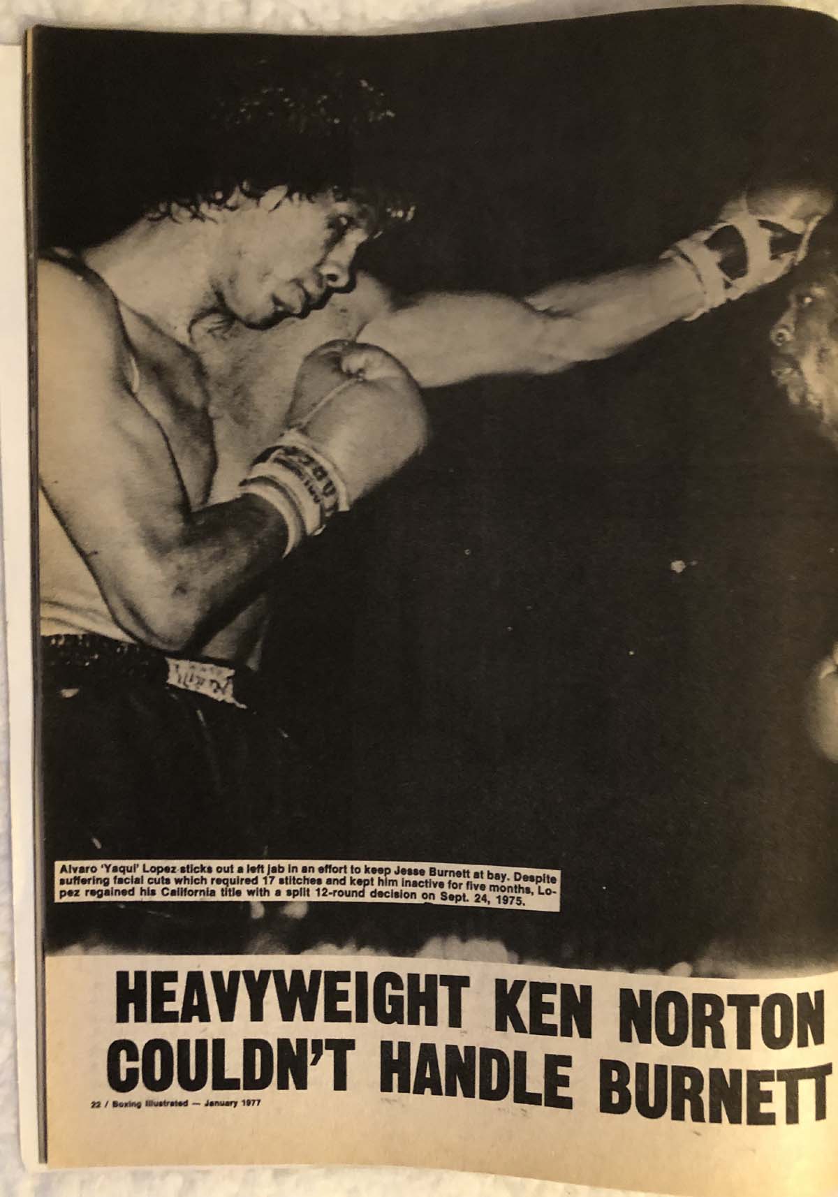 Boxing Illustrated Magazine - January 1977