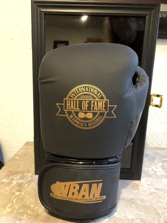 Sue TL Fox Autographed Glove/w High-Quality Boxing Case - Official IWBHF/WBAN Official Boxing Glove