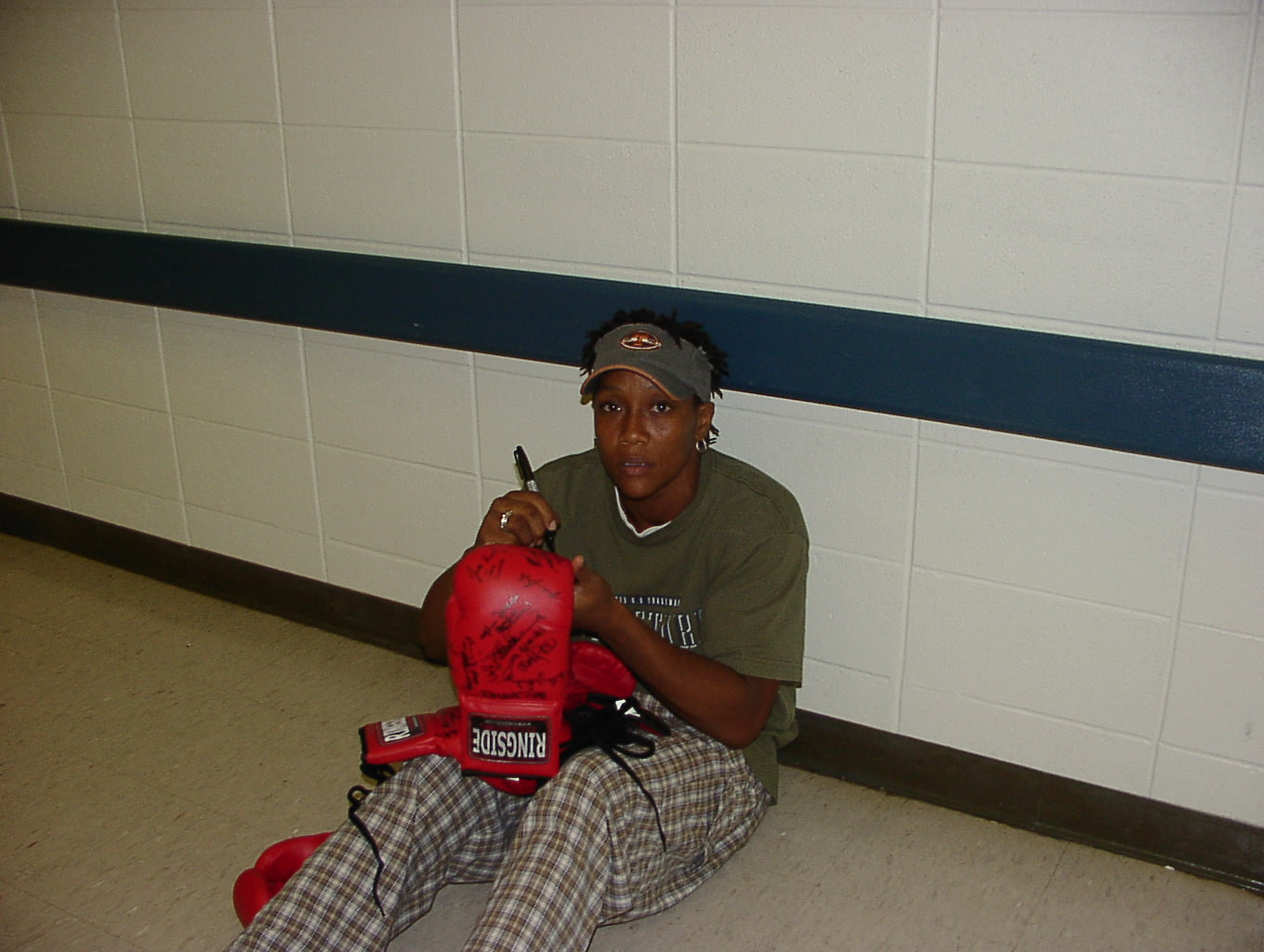 Autographed Glove - Ann Wolfe / Teddy Atlas / Sumya Anani